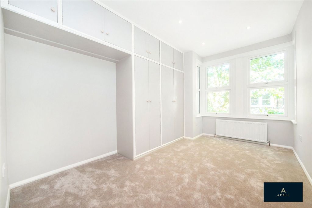 Property photo 3 of 10 Picture No. 09