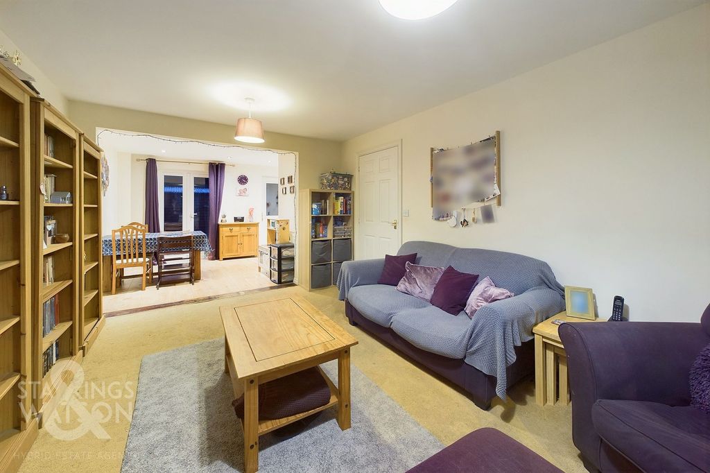 Property photo 1 of 21