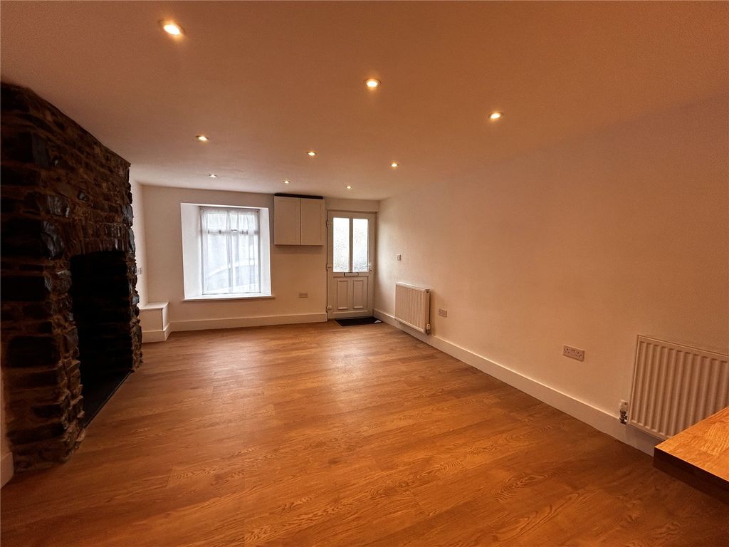 Property photo 3 of 12 Picture No. 08