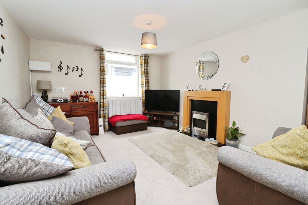 Property photo 3 of 10 014c8555-Img_0656