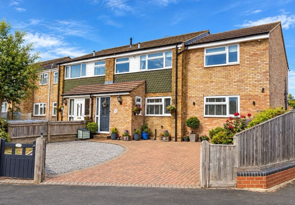 Property photo 1 of 29 Img_1369