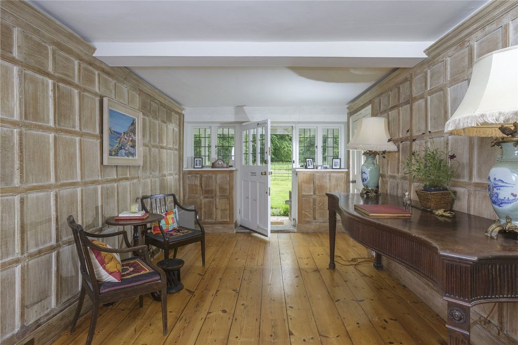 Property photo 3 of 41 Hall