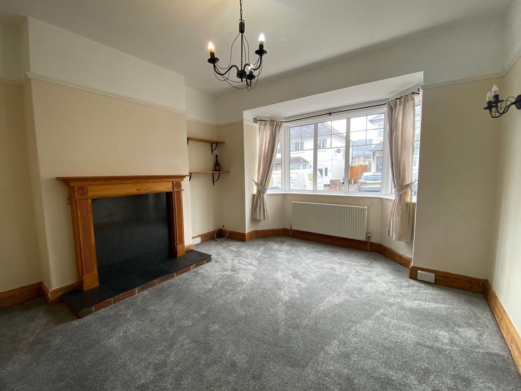 Property photo 2 of 14 Living Room