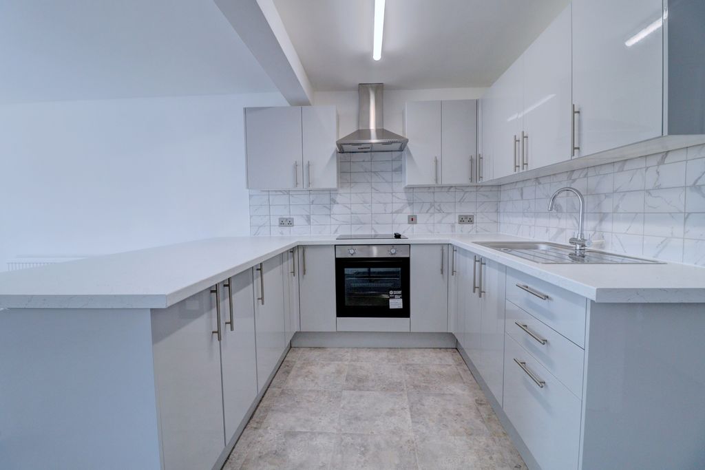 Property photo 2 of 10 Picture No. 09