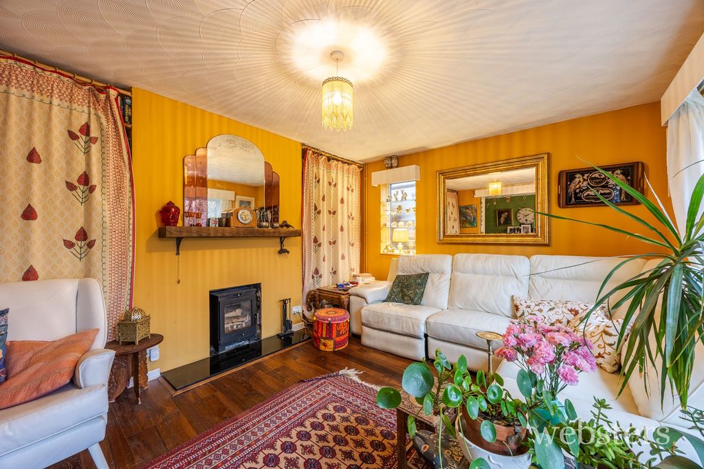 Property photo 3 of 30