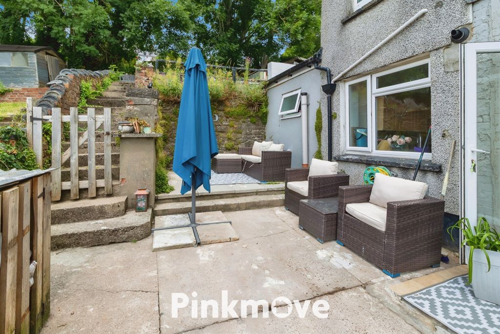 Property photo 3 of 27