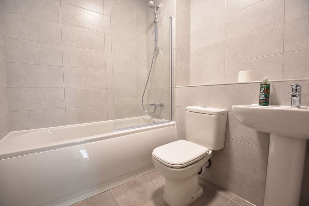 Property photo 3 of 5 3853412