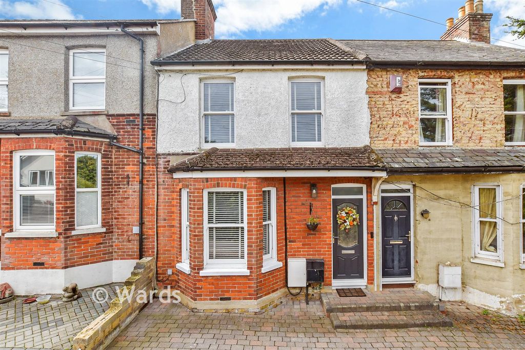 Property photo 1 of 15 External Front Web....