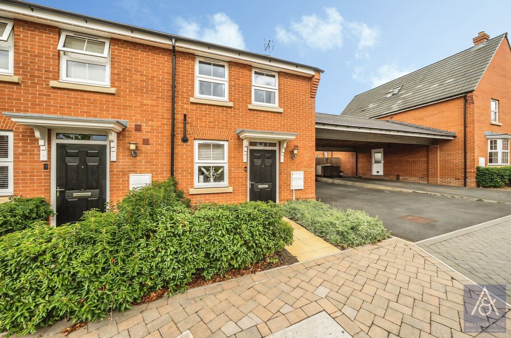 Property photo 1 of 19 Pbox-Img.Jpg