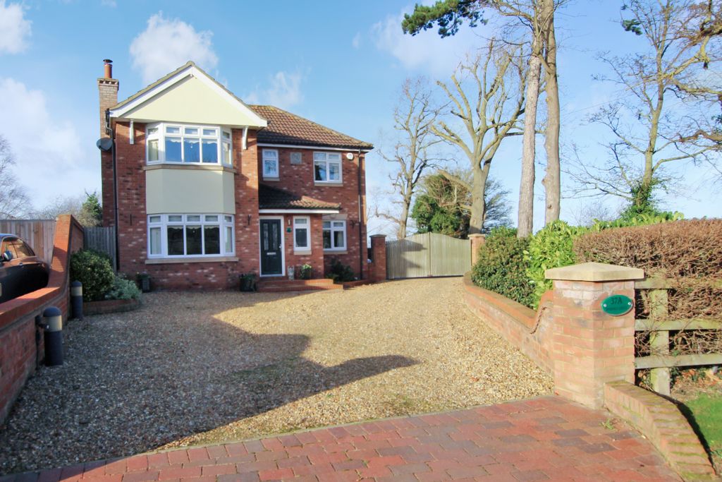 Property photo 1 of 25
