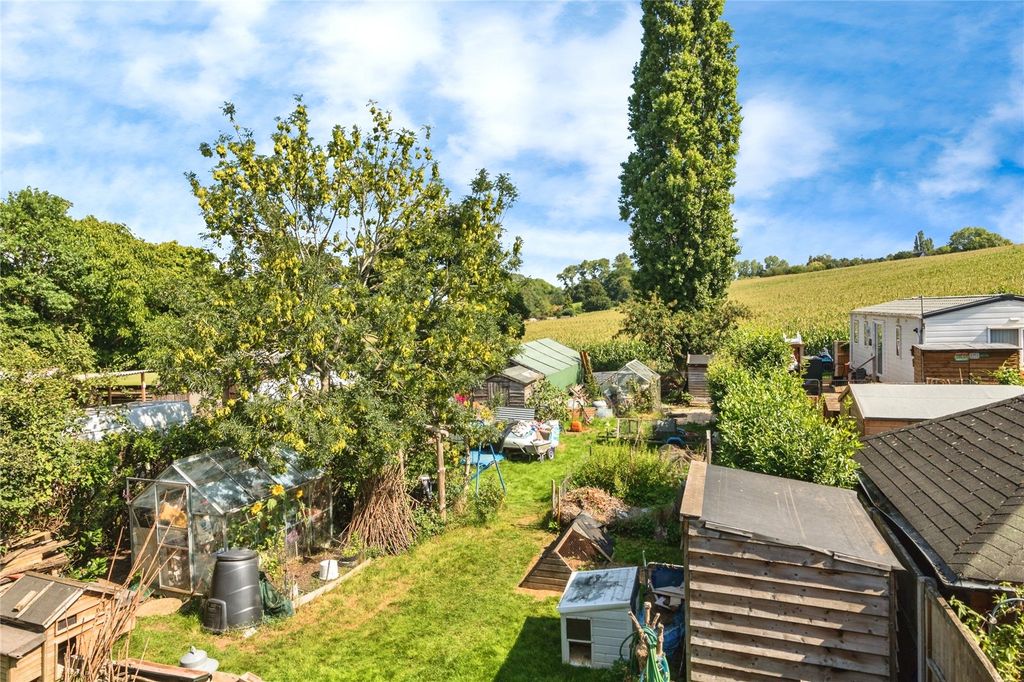 Property photo 2 of 17 Views