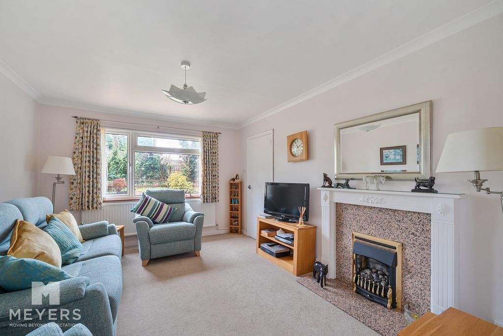 Property photo 3 of 36