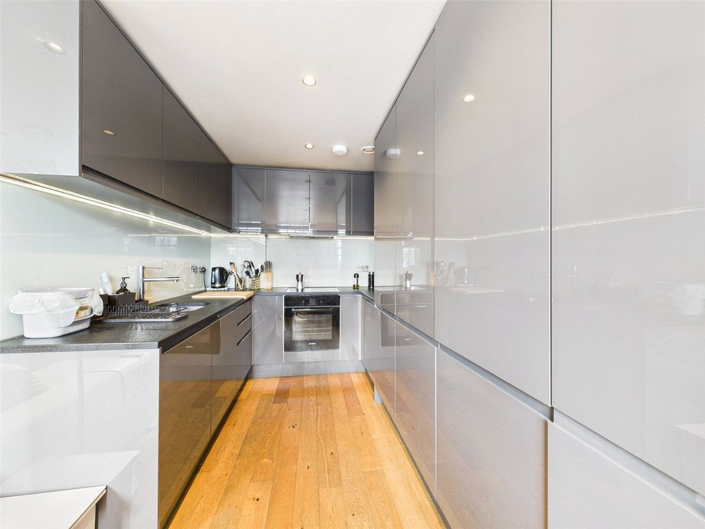 Property photo 3 of 7 Picture No. 02