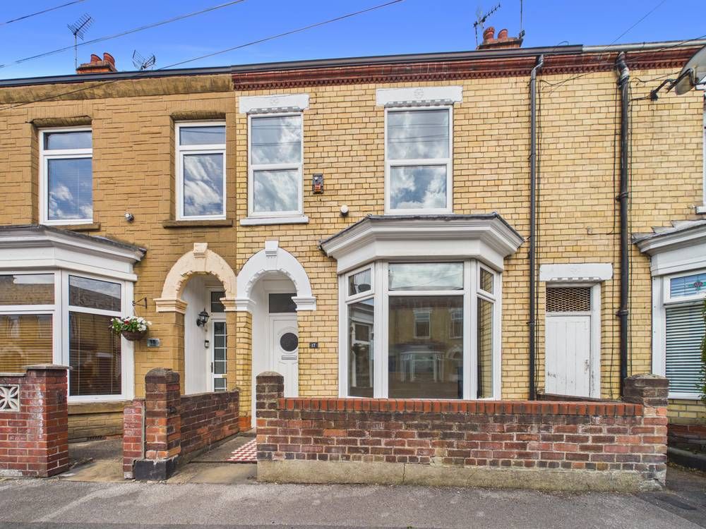 Property photo 1 of 12