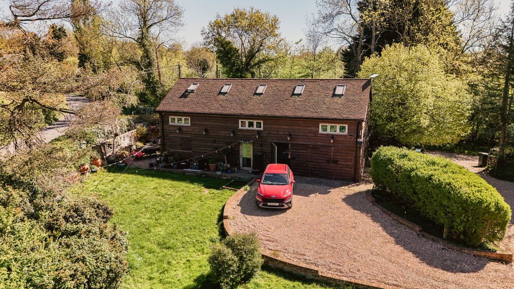 Property photo 3 of 35