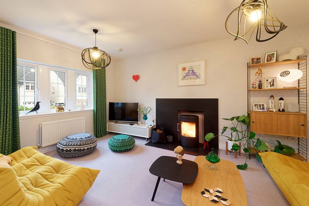 Property photo 2 of 30