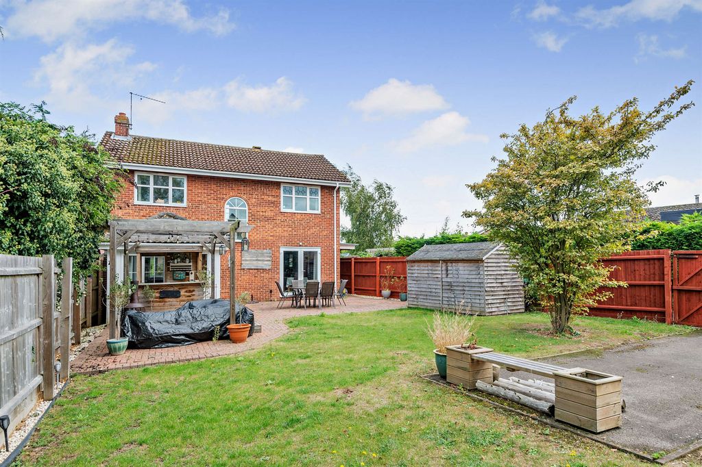 Property photo 3 of 11