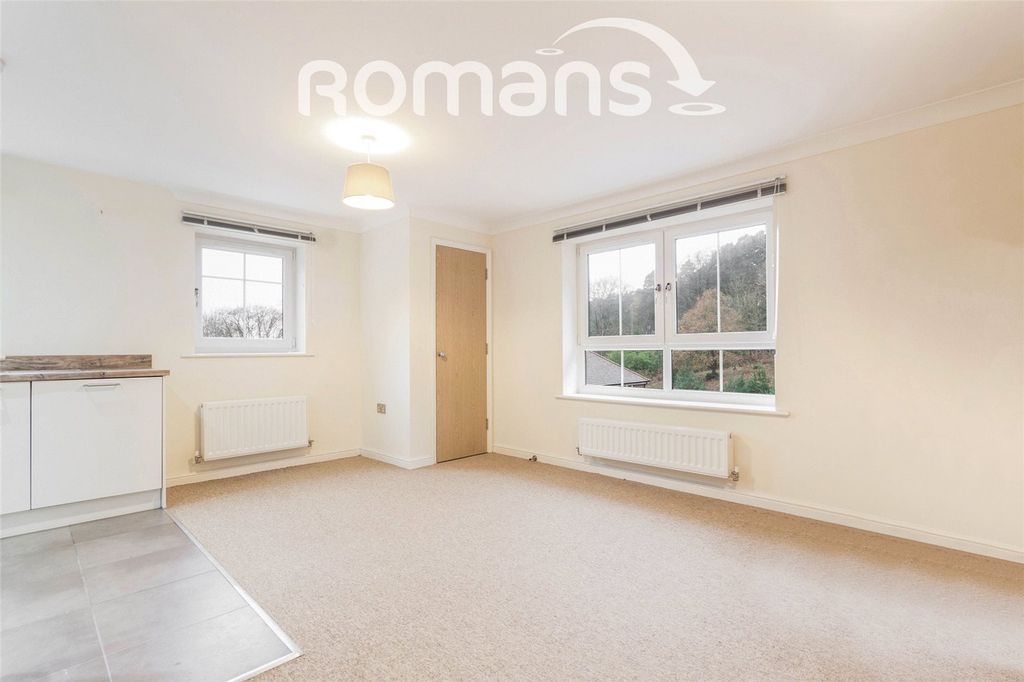 Property photo 3 of 9 Picture No. 10