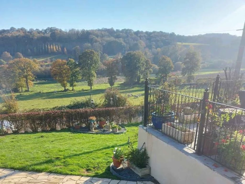 Property photo 3 of 32