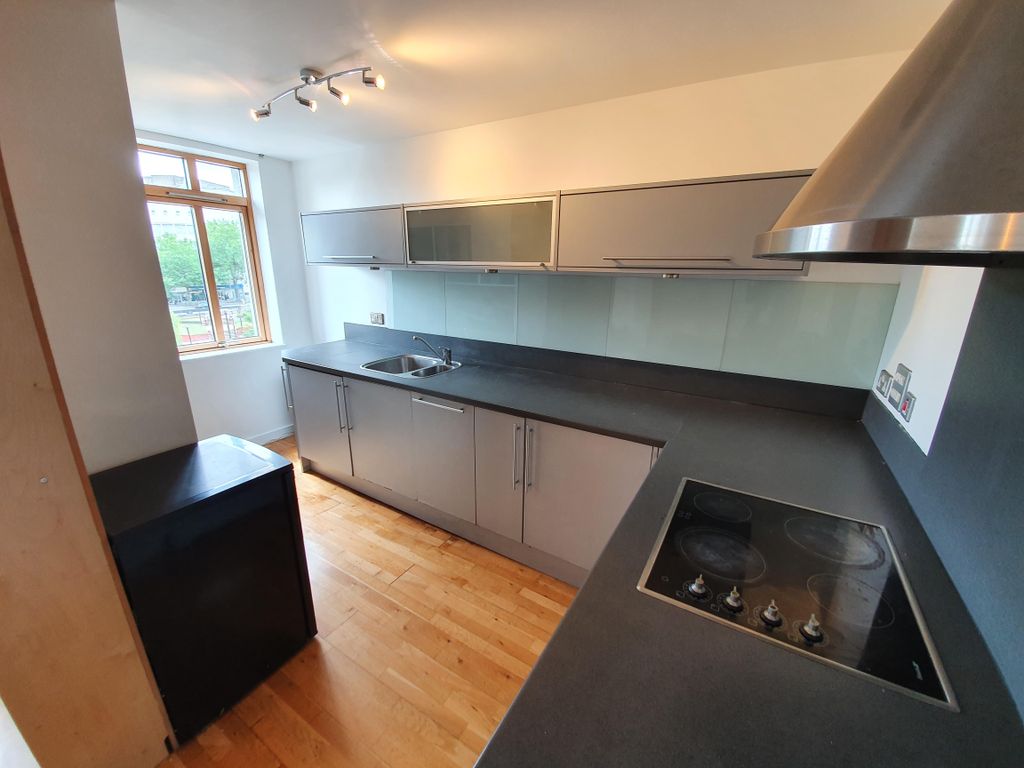 Property photo 3 of 16 Kitchen