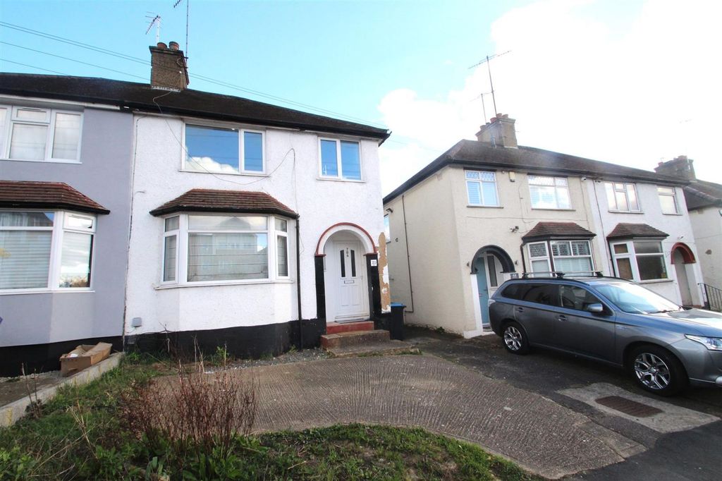 Property photo 1 of 5 External