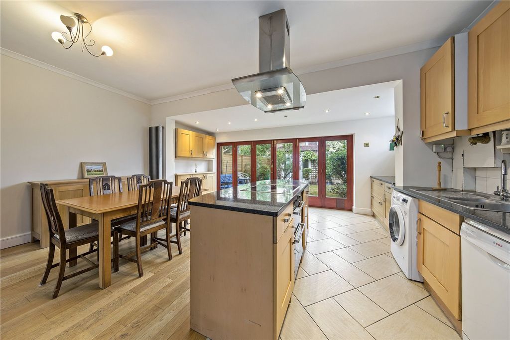 Property photo 2 of 17 Picture No. 08