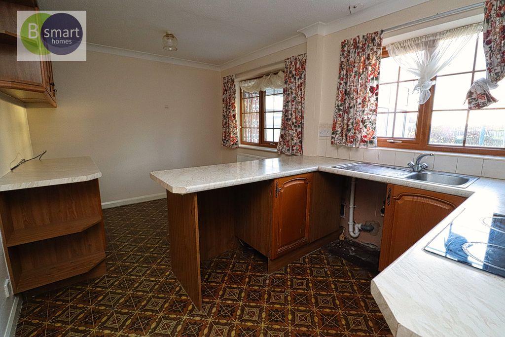 Property photo 3 of 15 Img_1562