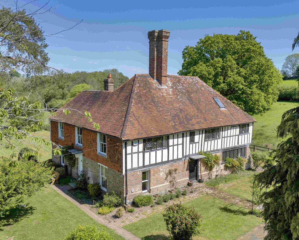 Property photo 2 of 12