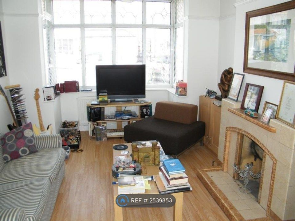Property photo 2 of 13