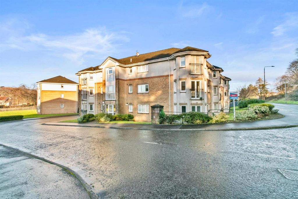 Property photo 1 of 21