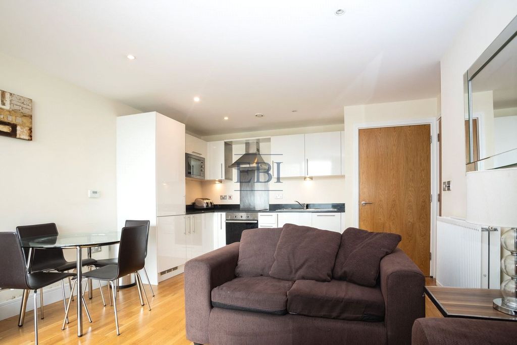 Property photo 3 of 12 Picture No. 22