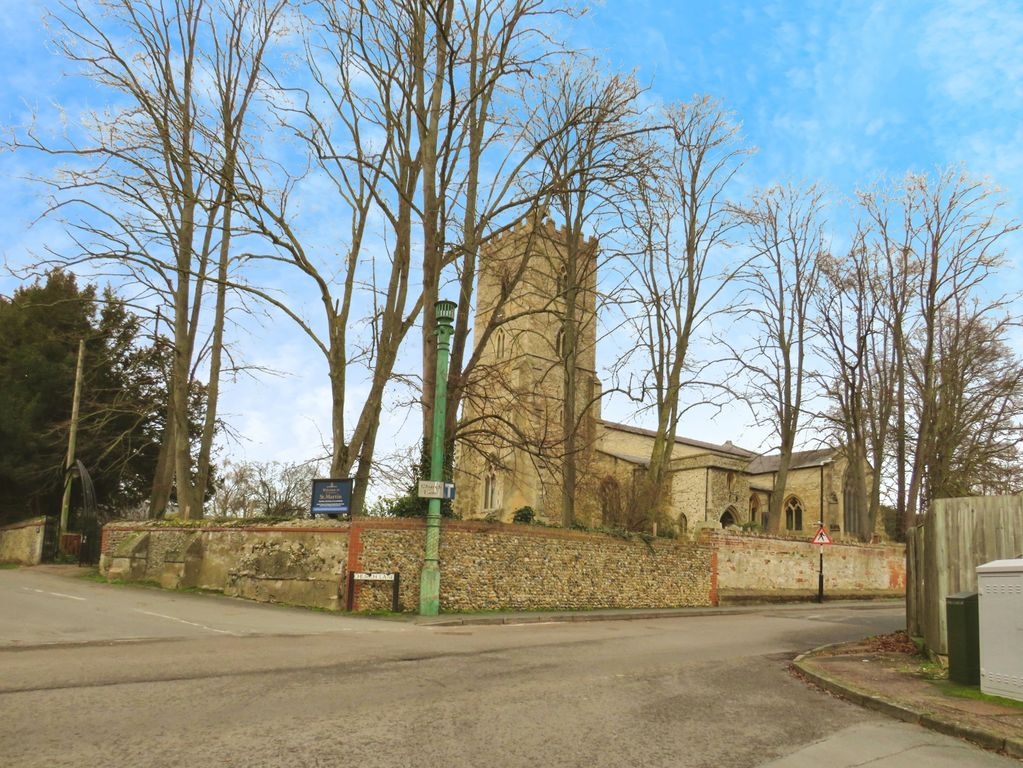 Property photo 2 of 10 View