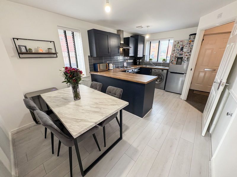 Property photo 2 of 13 Photo 6