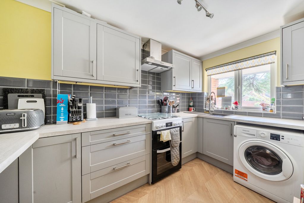 Property photo 3 of 15 1494367-10-6A5773...