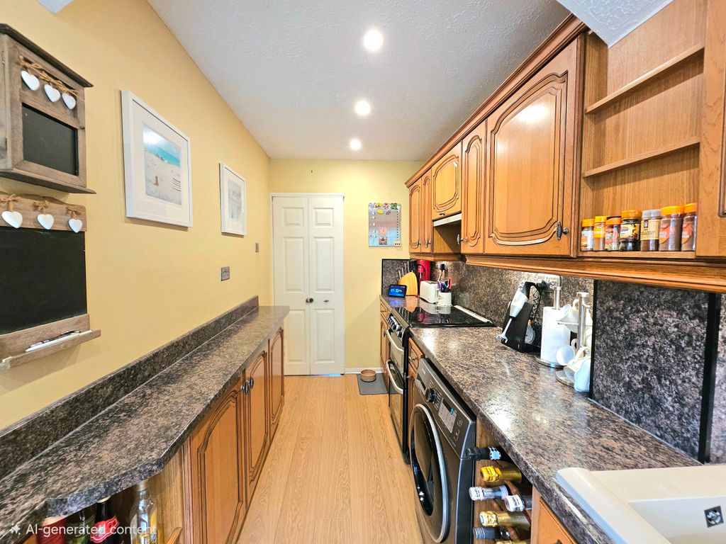 Property photo 3 of 24