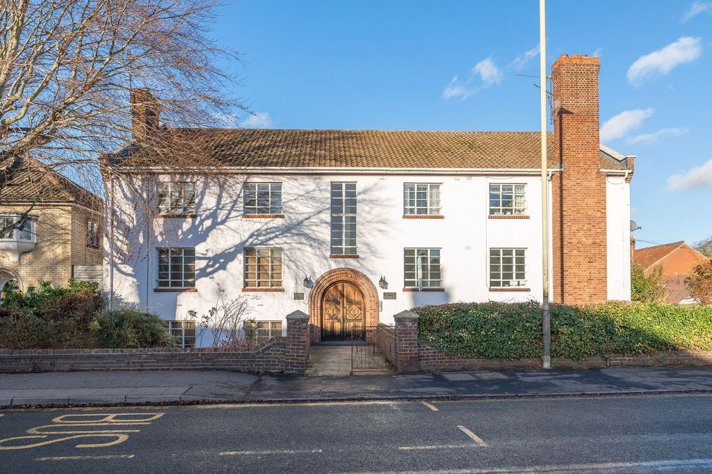 Property photo 1 of 14