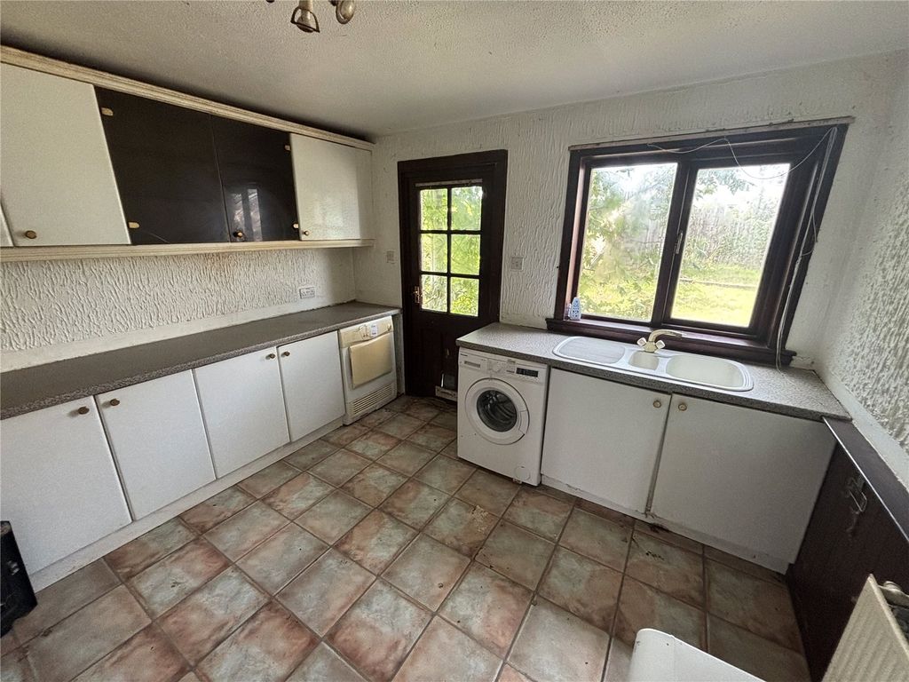 Property photo 3 of 8 Picture No. 04