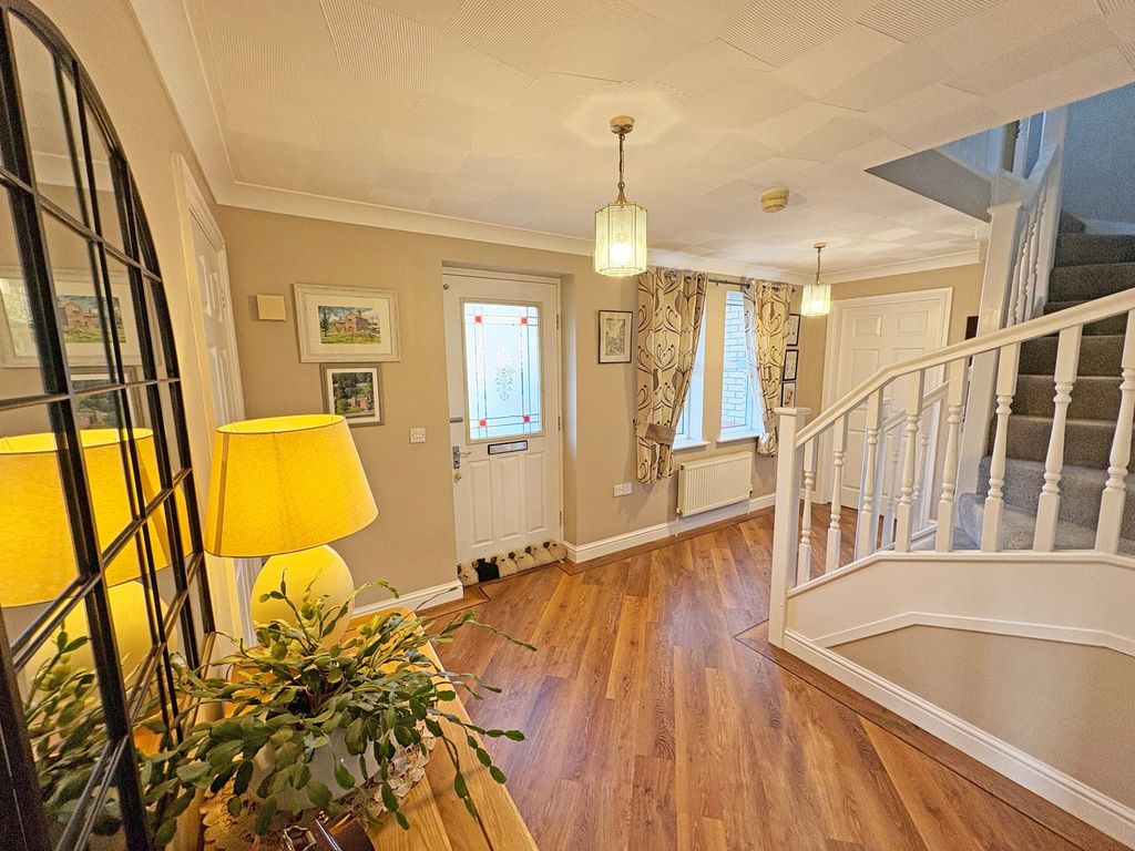 Property photo 2 of 24