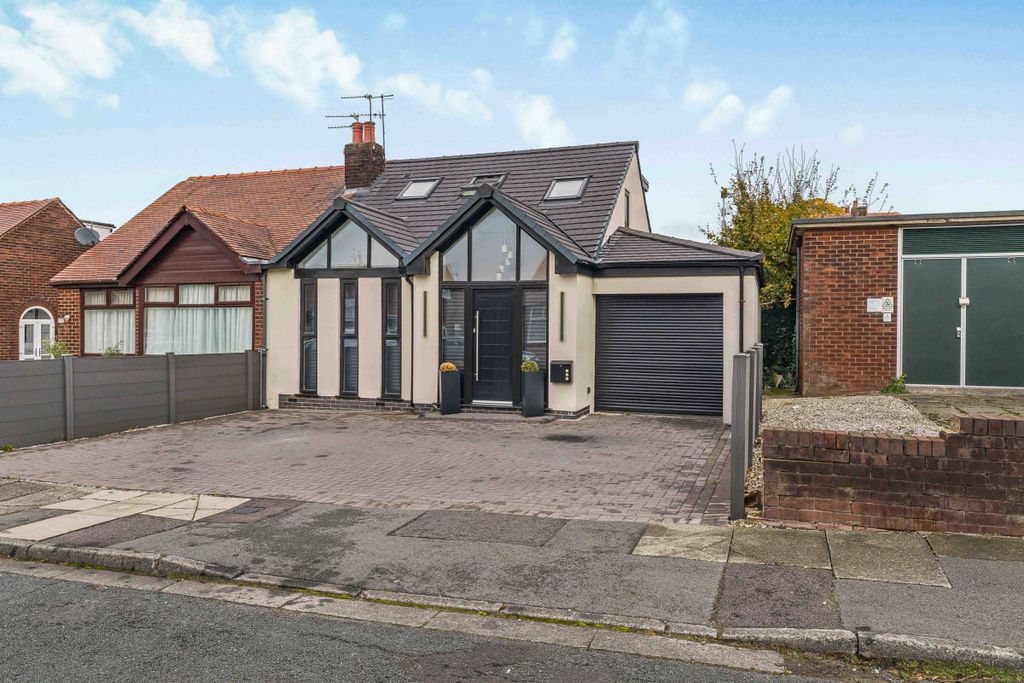 Property photo 3 of 31