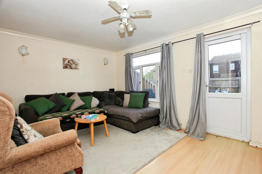 Property photo 3 of 11