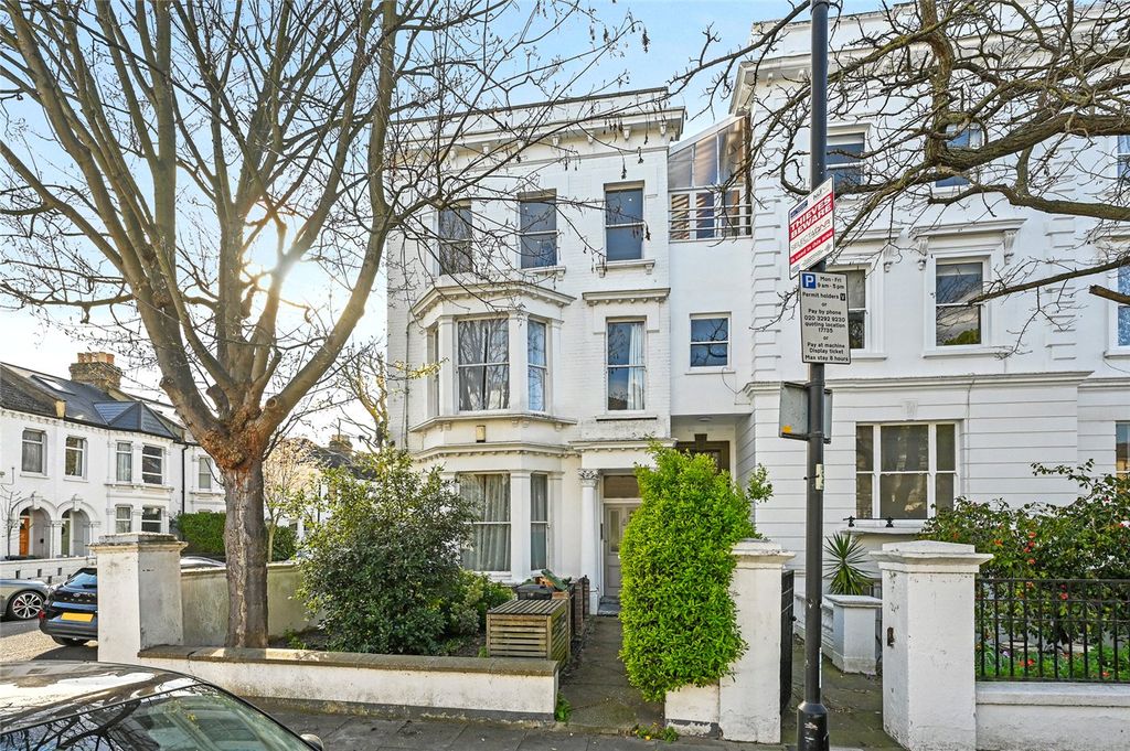 Property photo 2 of 11 Picture No. 12