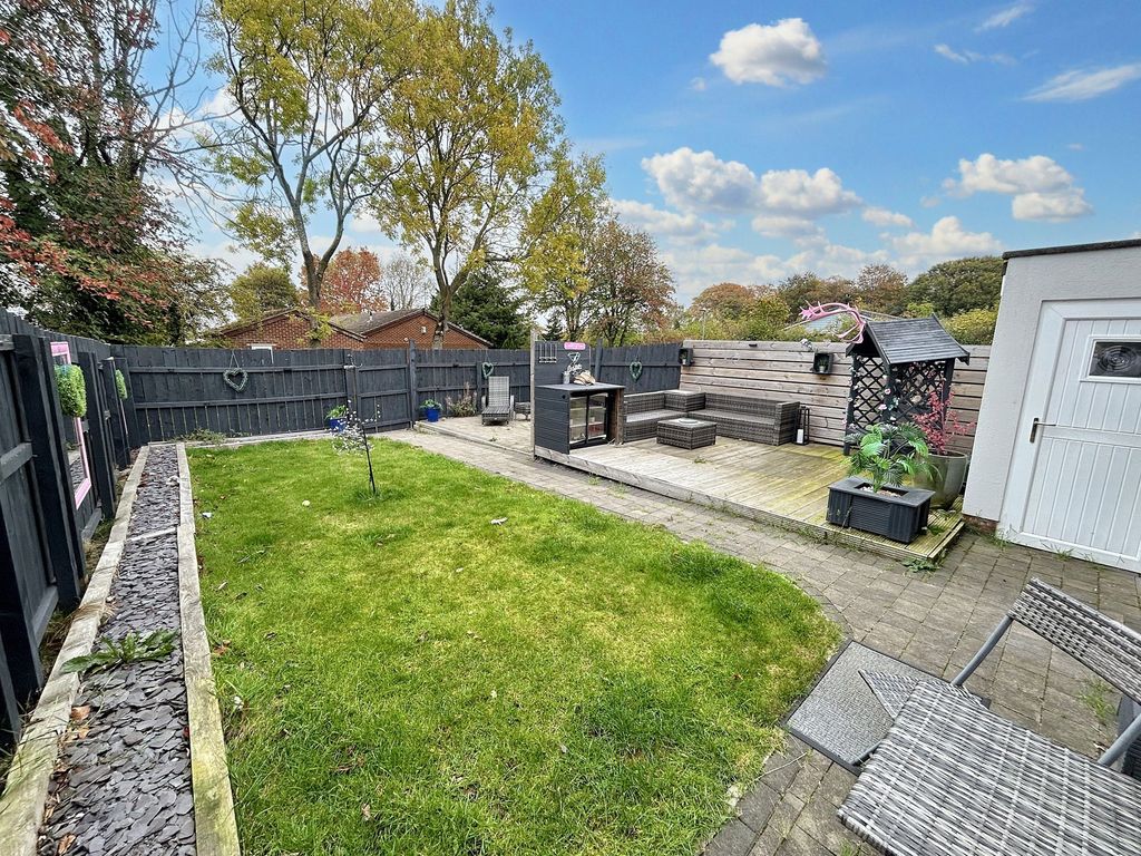 Property photo 3 of 18