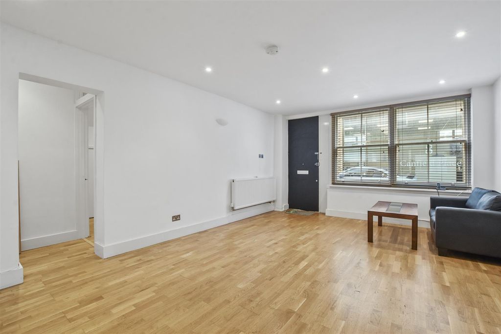 Property photo 2 of 10 11-0588Gcpmsc - 7A Canfield Place - Reception 2 -O