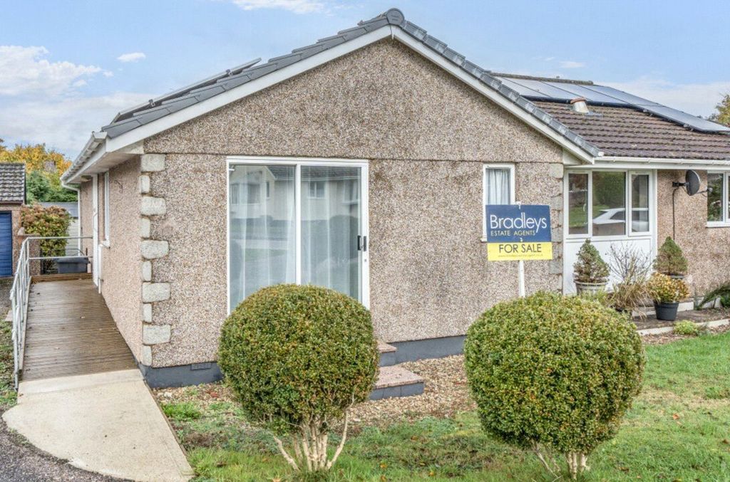 Property photo 1 of 17 Front