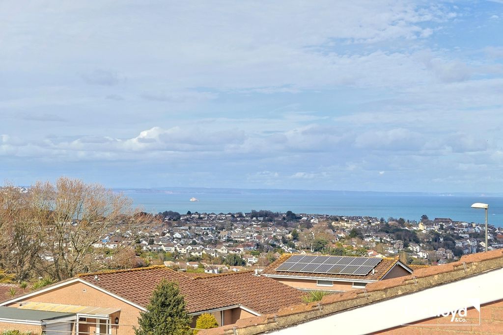 Property photo 2 of 25 Photo 6