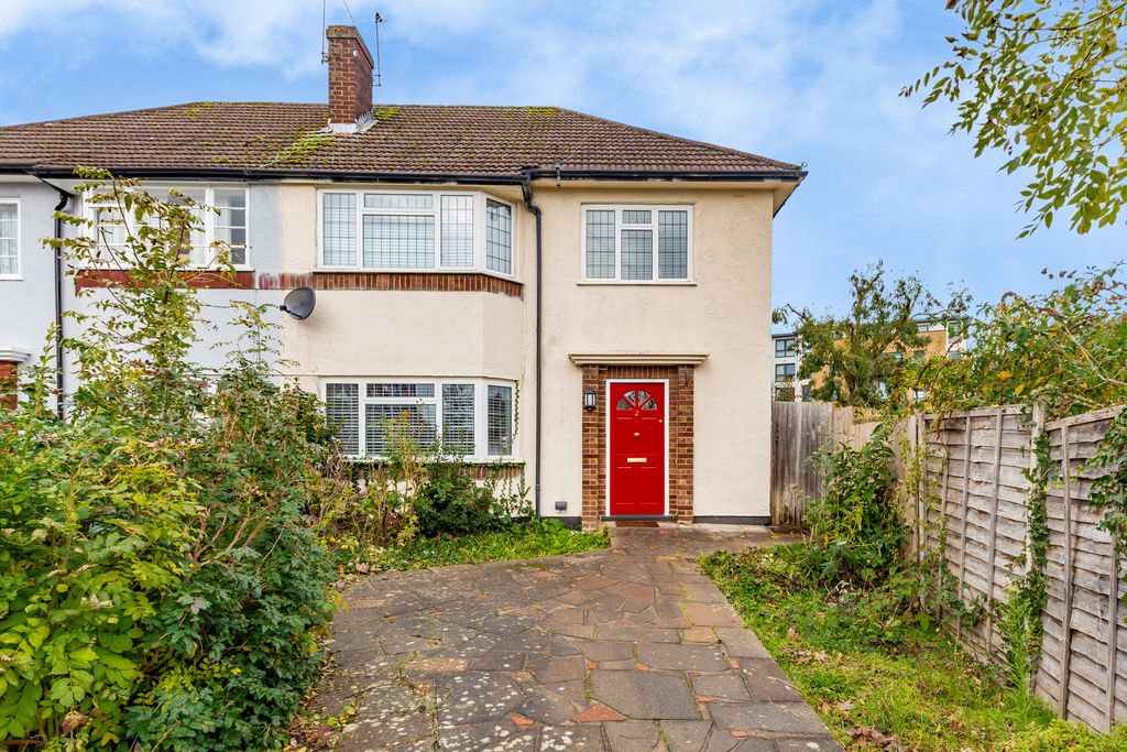 Property photo 1 of 12