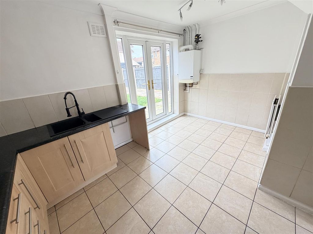 Additional image 7 of 3 bed terraced house to rentCatcote Road, Hartlepool TS25