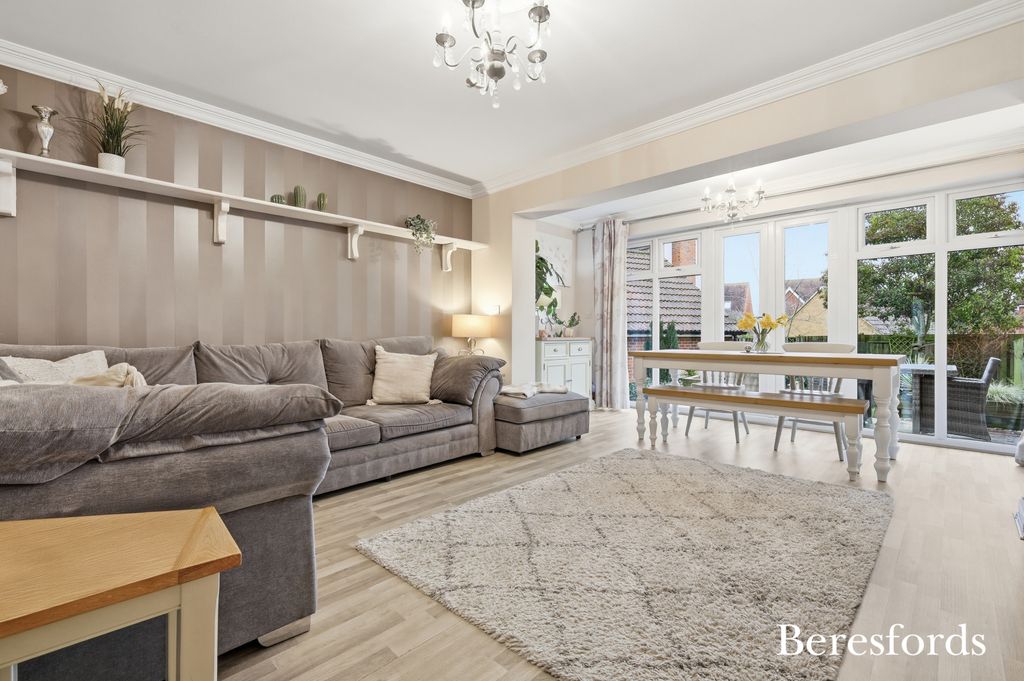 Property photo 2 of 19 Picture No. 09