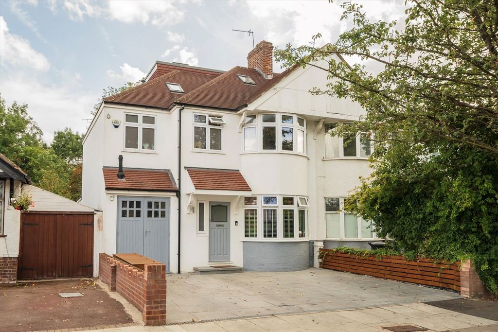 Property photo 1 of 13