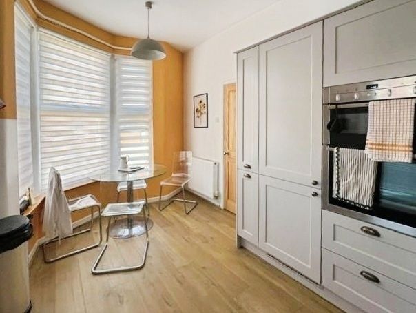 Property photo 3 of 14 Pbox-Img.Jpg